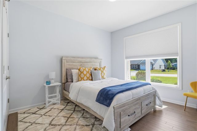 6028 Redfield Drive, Farmington, NY 14425