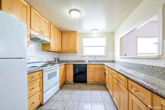 29 Oceanside Drive, Daly City, CA 94015