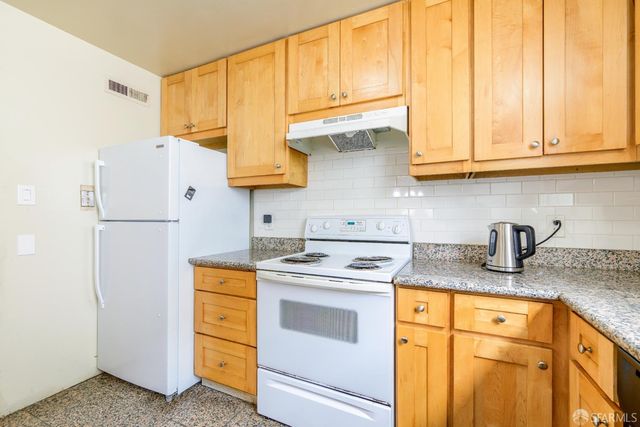 29 Oceanside Drive, Daly City, CA 94015