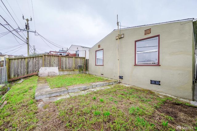 29 Oceanside Drive, Daly City, CA 94015
