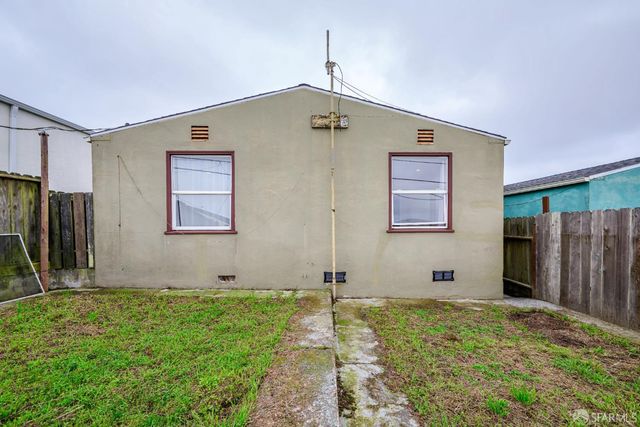 29 Oceanside Drive, Daly City, CA 94015