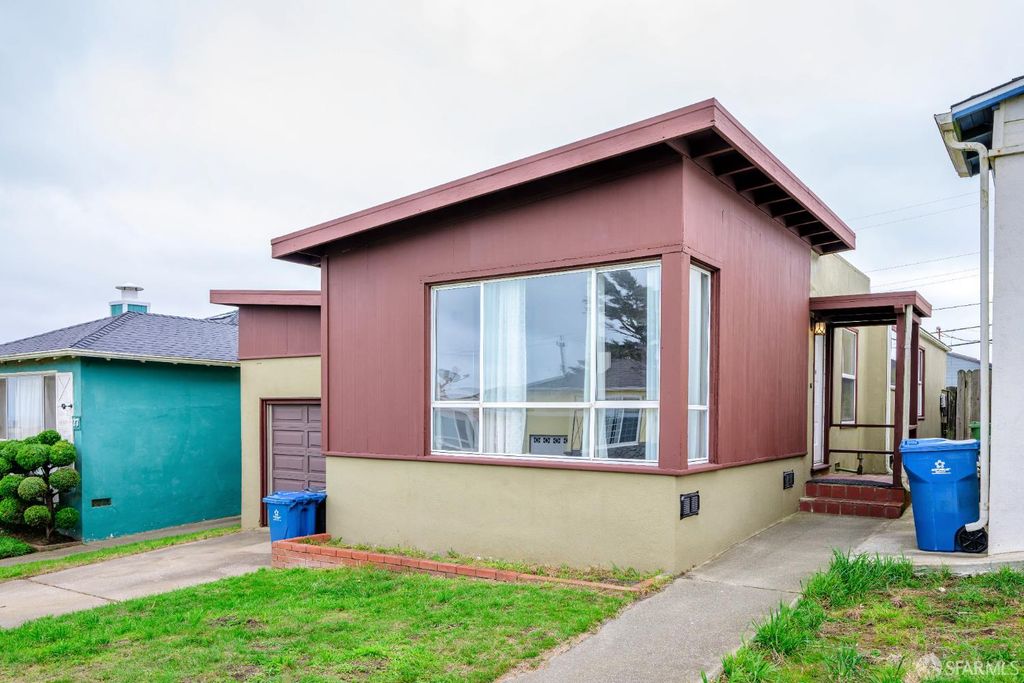 29 Oceanside Drive, Daly City, CA 94015