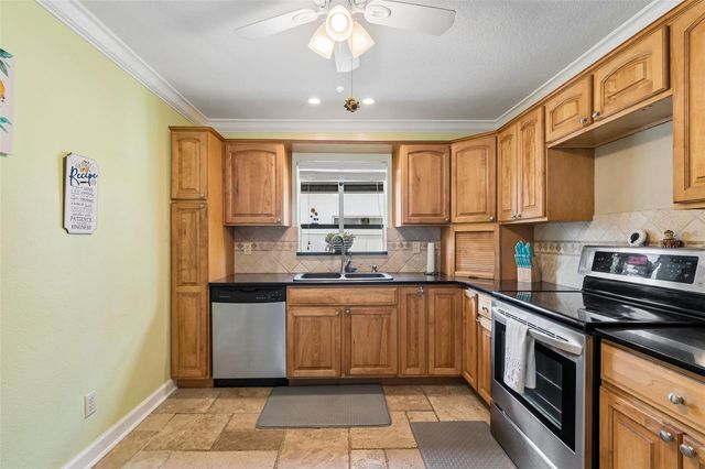 477 ORKNEY COURT, Dunedin, FL 34698