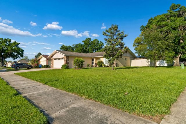 477 ORKNEY COURT, Dunedin, FL 34698