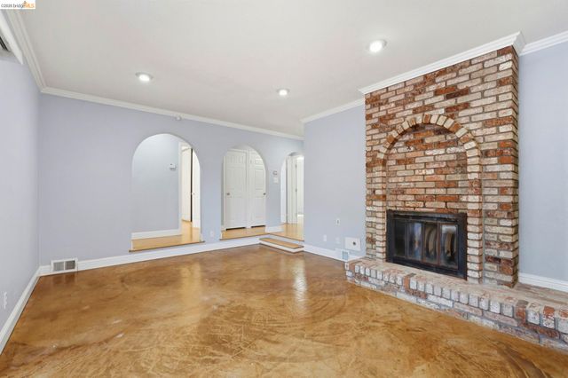 3305 Fir Ave, Alameda, CA 94502