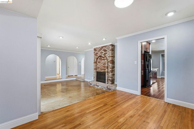 3305 Fir Ave, Alameda, CA 94502