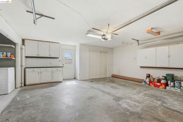 3305 Fir Ave, Alameda, CA 94502