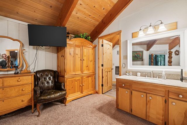 42215 Rock Ledge Road, Shaver Lake, CA 96161