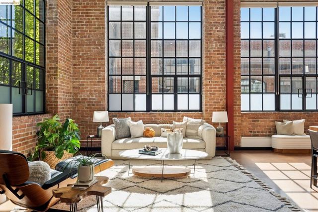 425 E 11th St 17, Oakland, CA 94606