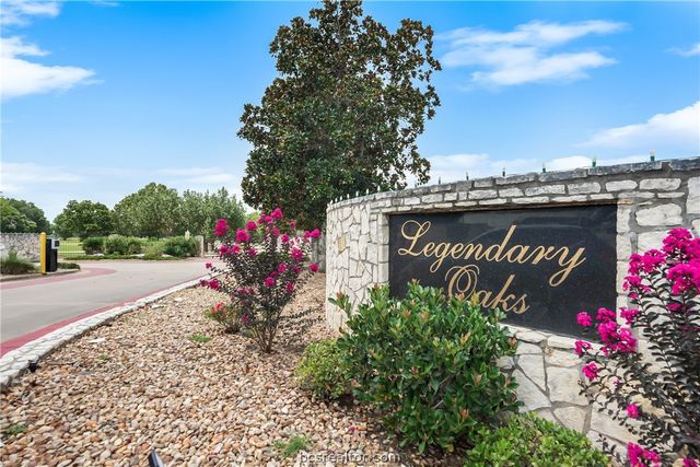 230 Lawrence Marshall Drive, Hempstead, TX 77445