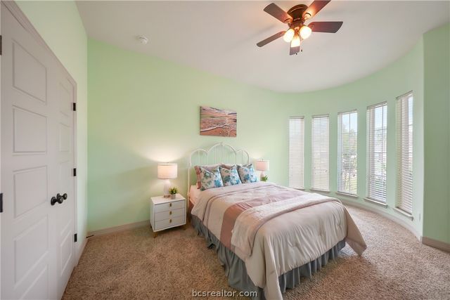 230 Lawrence Marshall Drive, Hempstead, TX 77445
