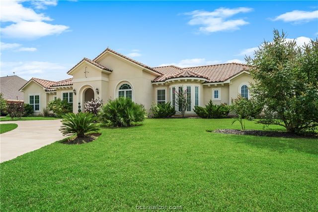 230 Lawrence Marshall Drive, Hempstead, TX 77445