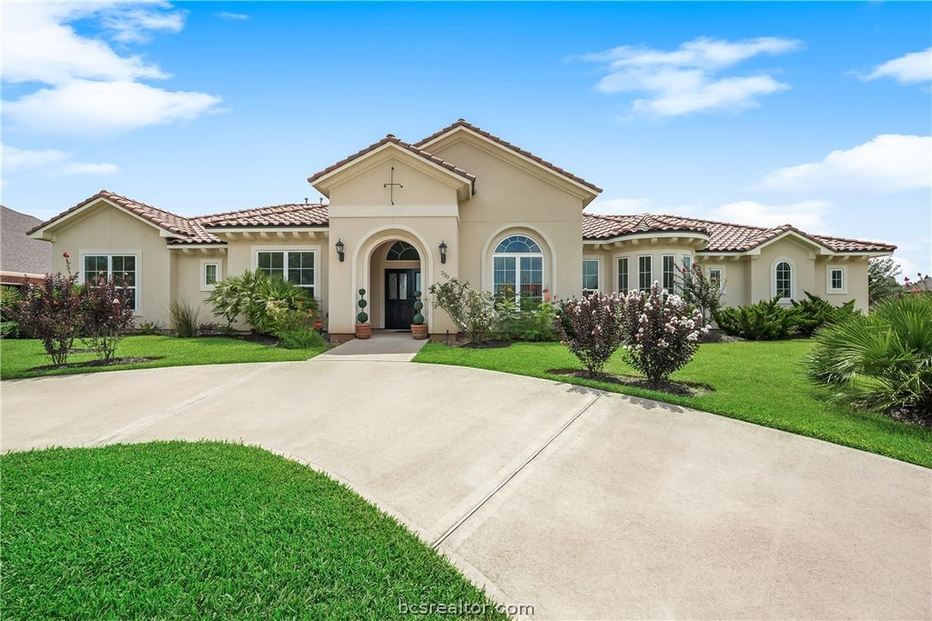 230 Lawrence Marshall Drive, Hempstead, TX 77445