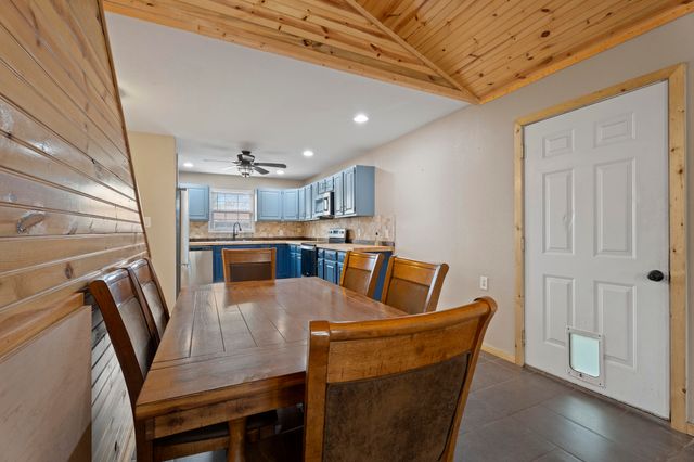 703 N 36th Street, Grove, OK 74344