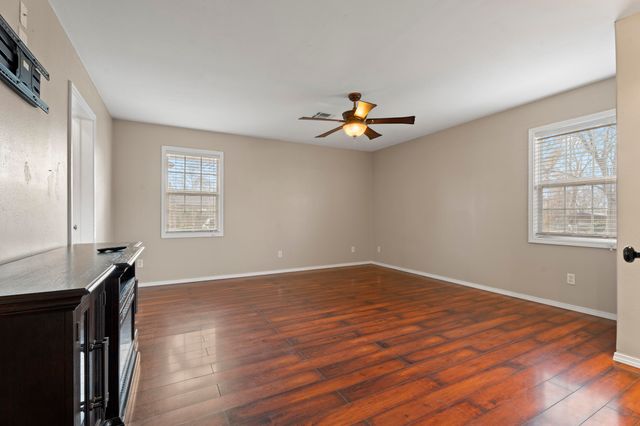 703 N 36th Street, Grove, OK 74344