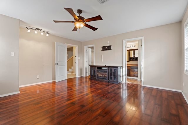 703 N 36th Street, Grove, OK 74344