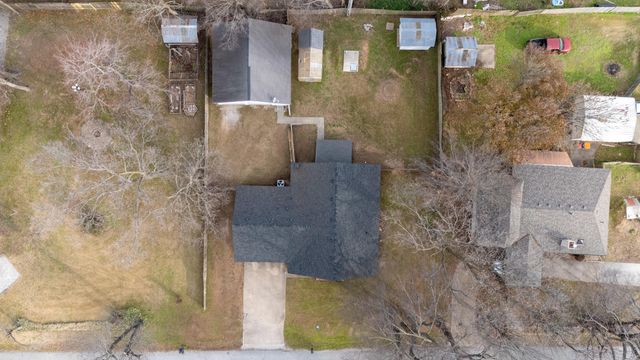 703 N 36th Street, Grove, OK 74344