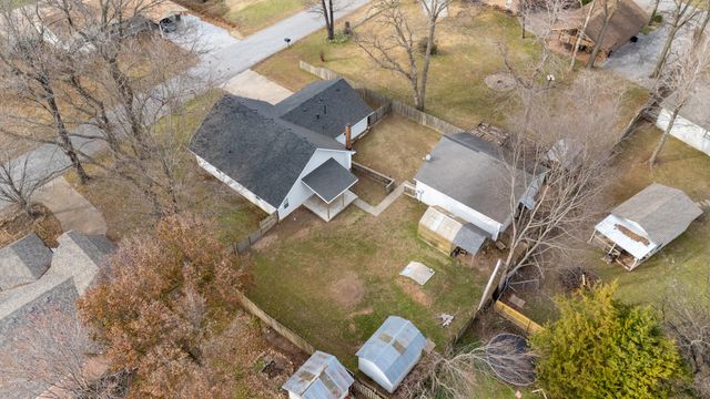 703 N 36th Street, Grove, OK 74344