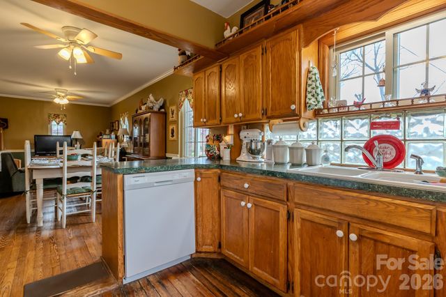 210 N Gaston Street, Kings Mountain, NC 28086