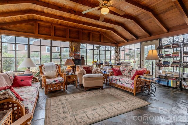 210 N Gaston Street, Kings Mountain, NC 28086