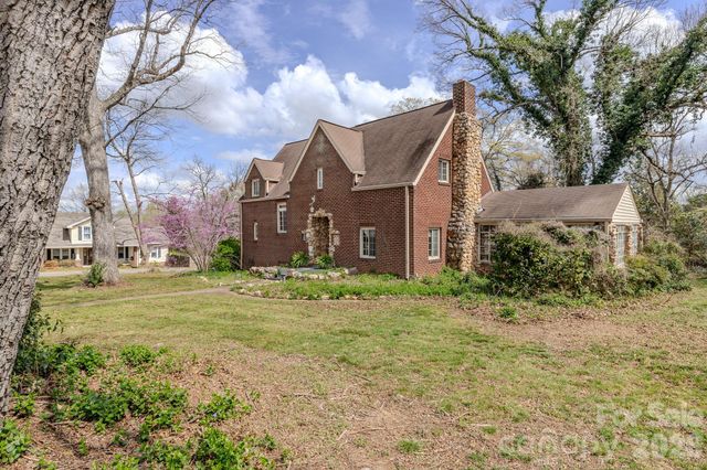 210 N Gaston Street, Kings Mountain, NC 28086