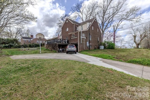 210 N Gaston Street, Kings Mountain, NC 28086