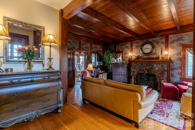 210 N Gaston Street, Kings Mountain, NC 28086