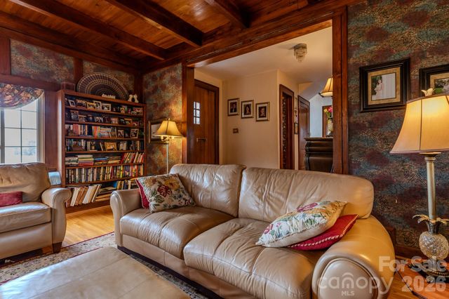 210 N Gaston Street, Kings Mountain, NC 28086