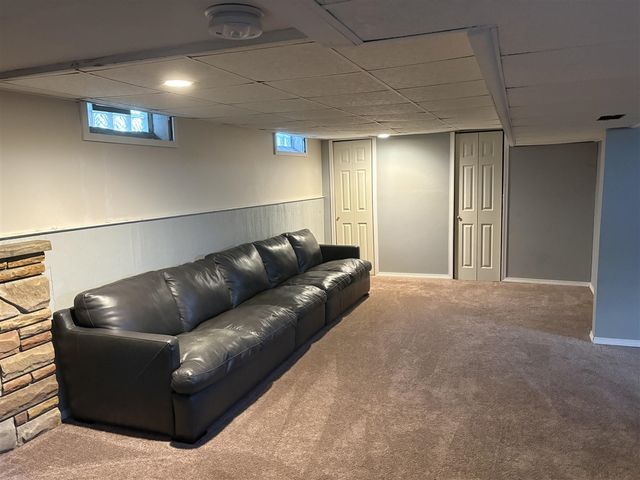 4020 Gertrude Street, Dearborn Heights, MI 48125