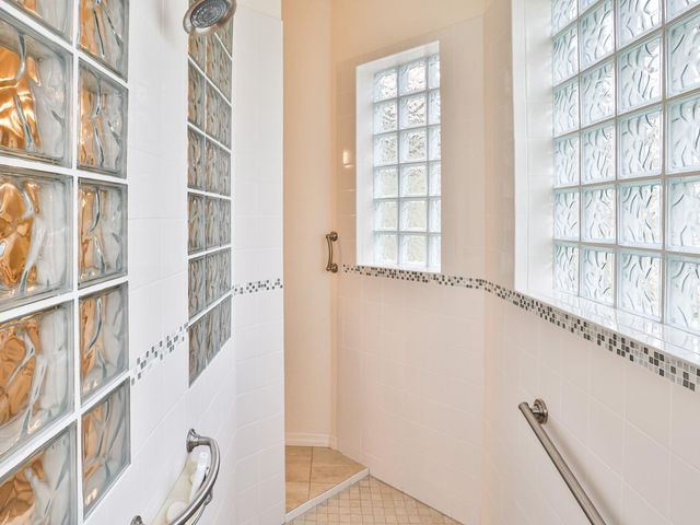 1061 SAWGRASS DRIVE, Winter Haven, FL 33884