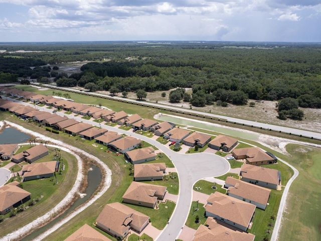 1061 SAWGRASS DRIVE, Winter Haven, FL 33884