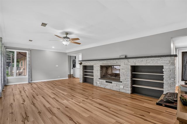 2475 Park Drive, Jackson, MI 49203
