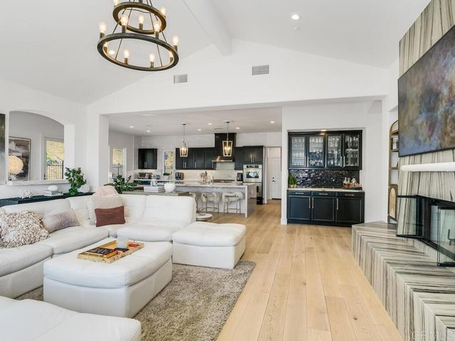 1210 Clos Duval, Bonsall, CA 92003