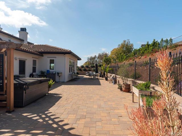 1210 Clos Duval, Bonsall, CA 92003