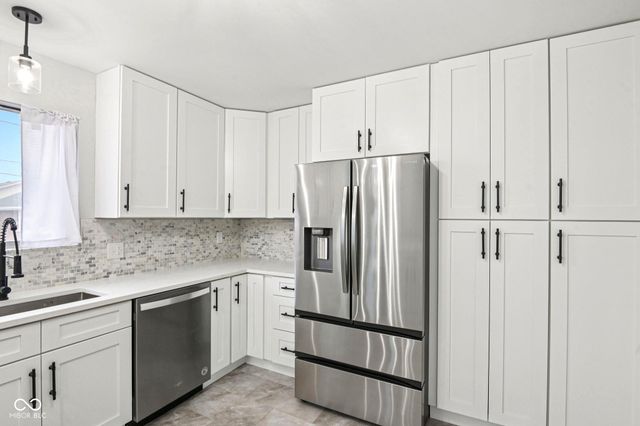 100 Lincoln Street, Plainfield, IN 46168