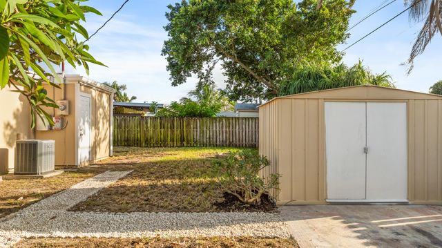 9379 KEATING Drive, Palm Beach Gardens, FL 33410
