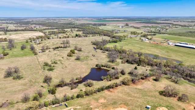 12592 Friendship Road, Pilot Point, TX 76258