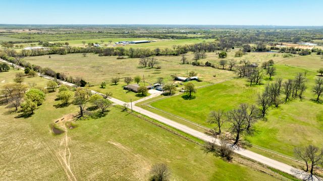 12592 Friendship Road, Pilot Point, TX 76258