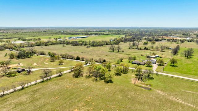 12592 Friendship Road, Pilot Point, TX 76258