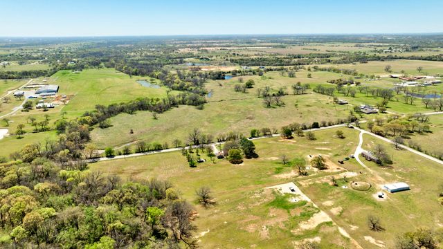 12592 Friendship Road, Pilot Point, TX 76258