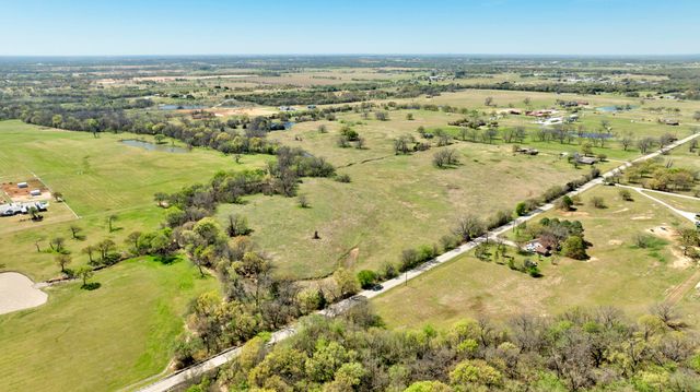 12592 Friendship Road, Pilot Point, TX 76258