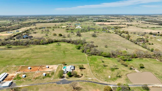 12592 Friendship Road, Pilot Point, TX 76258