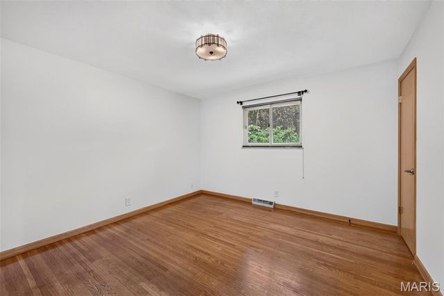 3820 Berview Lane, St Louis, MO 63125