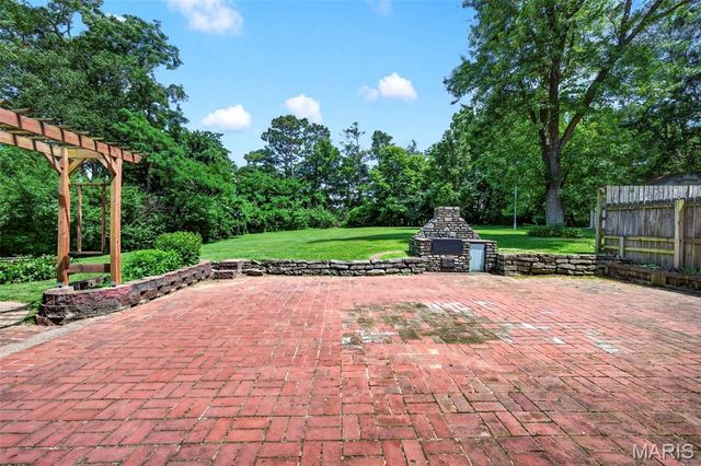3820 Berview Lane, St Louis, MO 63125