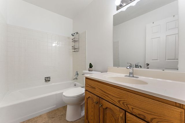 1819 Burgundy Street, Schererville, IN 46375