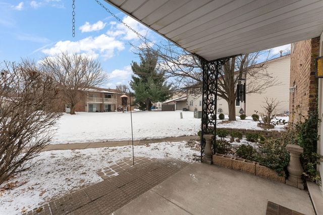 1819 Burgundy Street, Schererville, IN 46375