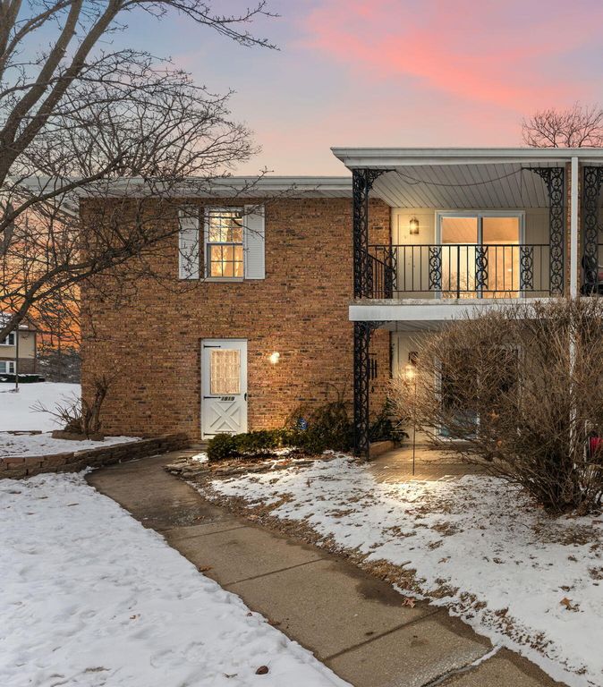 1819 Burgundy Street, Schererville, IN 46375