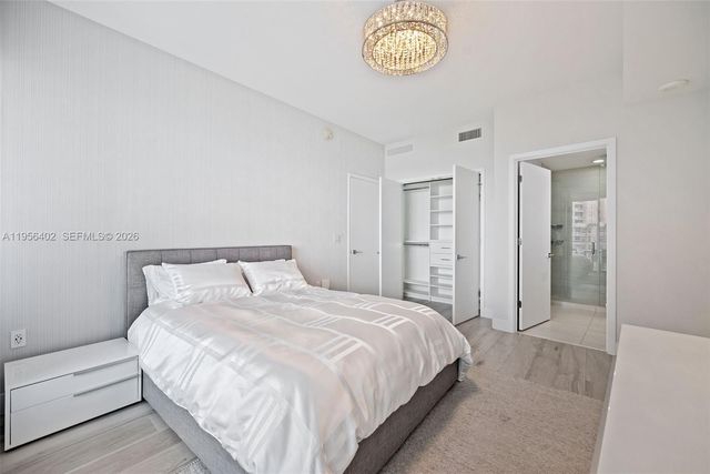 2200 N Ocean Blvd N703, Fort Lauderdale, FL 33305