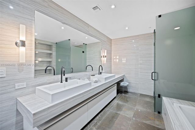 2200 N Ocean Blvd N703, Fort Lauderdale, FL 33305