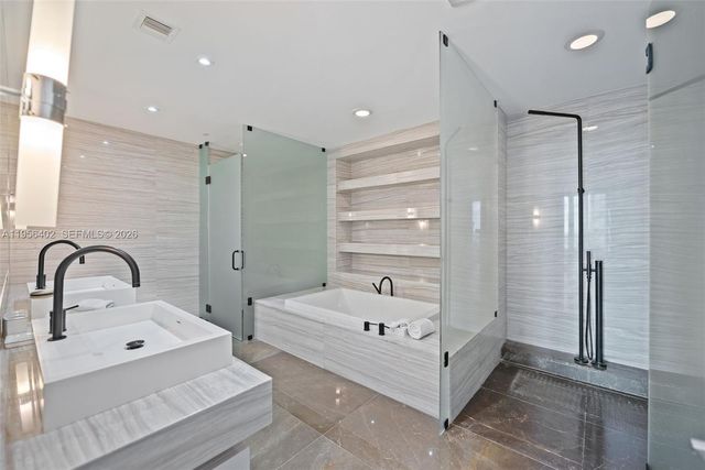 2200 N Ocean Blvd N703, Fort Lauderdale, FL 33305